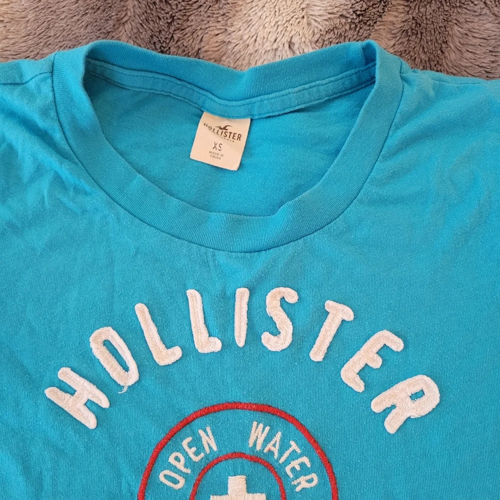VINTAGE Hollister T-shirt size xs - Picture 2 of 3